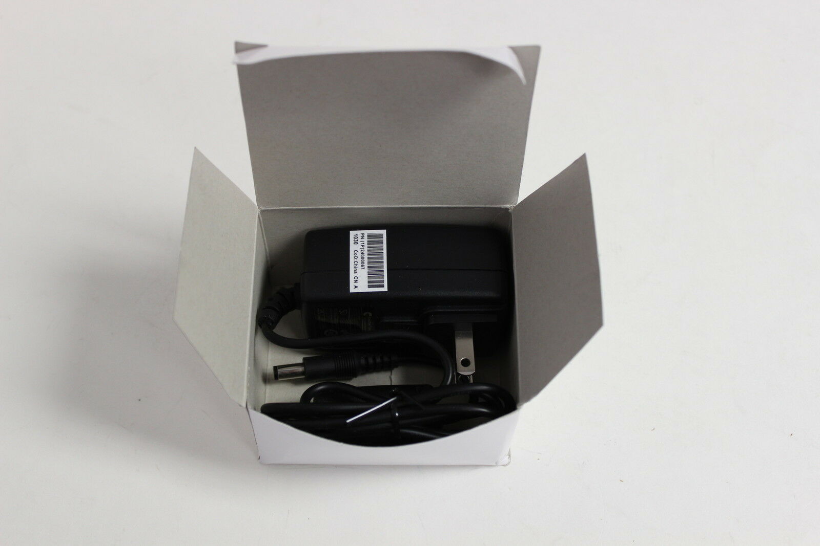 GLOBTEK GT-41062-1805 POWER SUPPLY AC ADAPTER 5V 3A CENTER NEGATIVE NEW Brand: GLOBTEK Type: AC ADAPTER MPN: GT-410 GLOBTEK GT-41062-1805 POWER SUPPLY AC ADAPTER 5V 3A CENTER NEGATIVE NEW Brand: GLOBTEK Type: AC ADAPTER MPN: GT-410